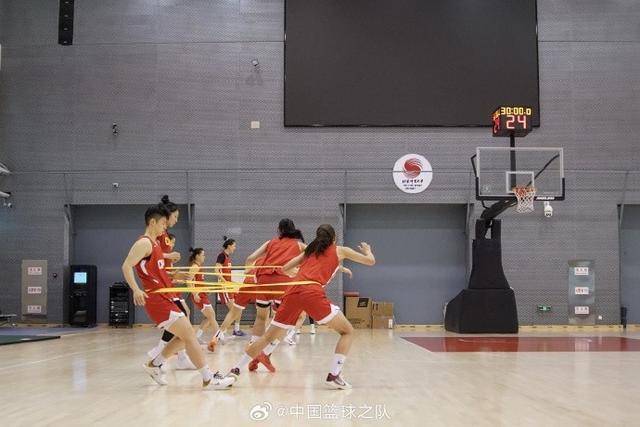 中国女篮昨, 中国女篮全, bvg